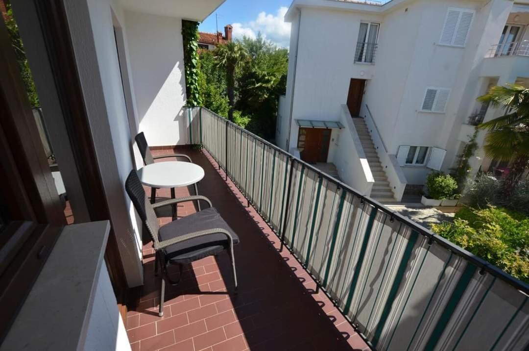 Tony Apartments Rovinj Rom bilde
